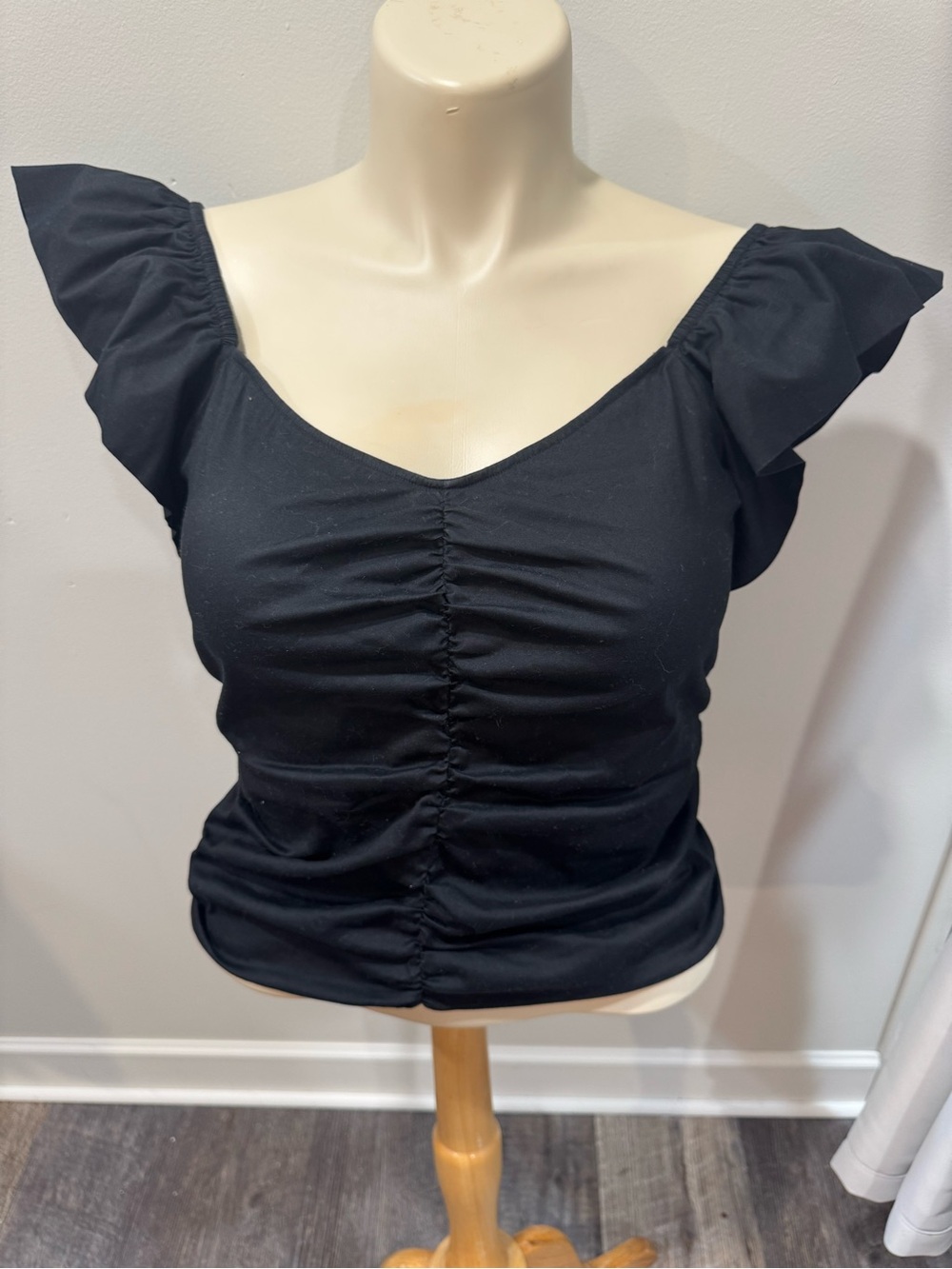 White House Black Market Black Ruched Scoop Crop Top with Ruffle Sleeves